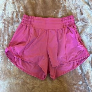 Lululemon Run Hotty Hot High-Rise Shorts 2.5”